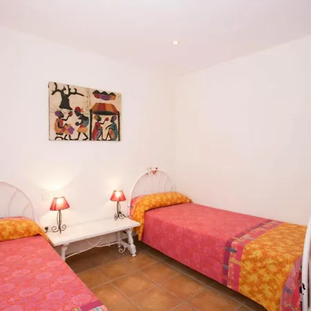 Denia, 4 Dormitorios, 8 Personas - Es-262-45 Dénia